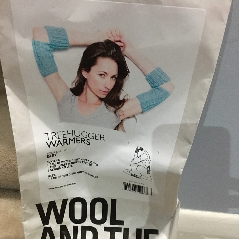 Tree Hugger Warmers Knitting Kit